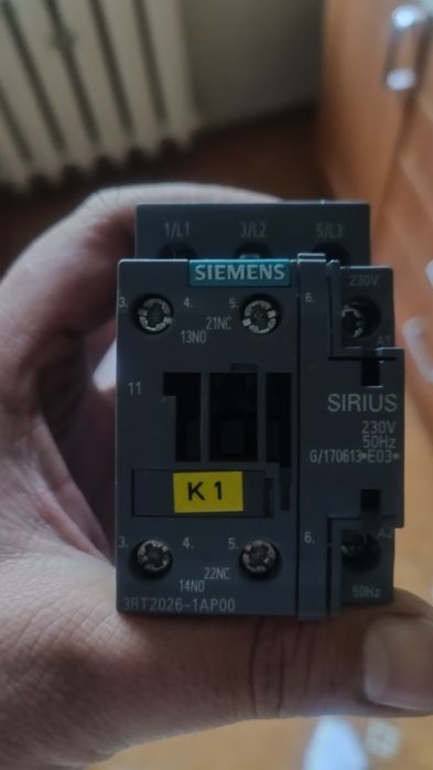 Stycznik Siemens 16A 24 DC 3NO 1NC