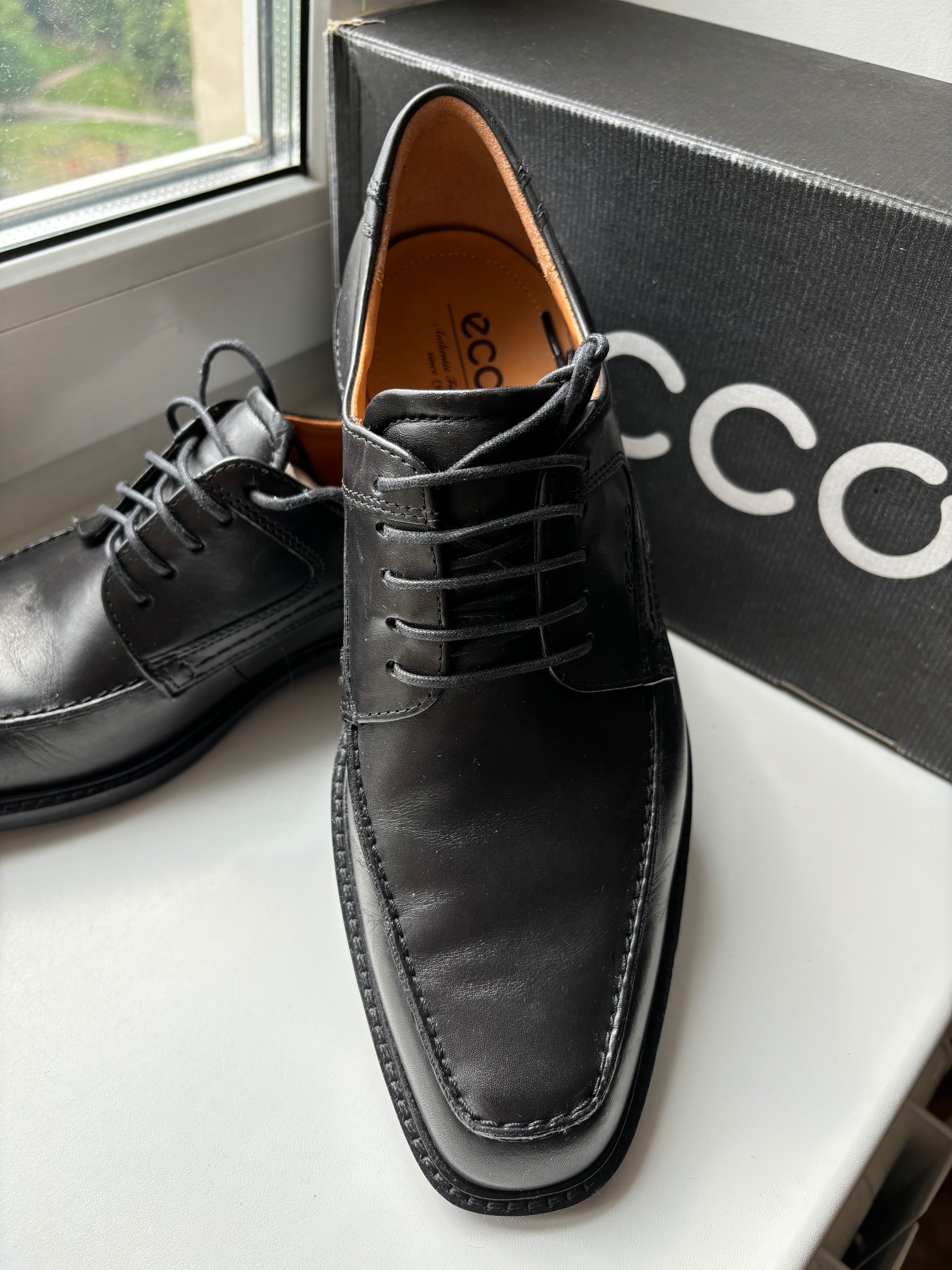 Шкіряні чоловічі туфлі Ecco Windsor (41 розмір)