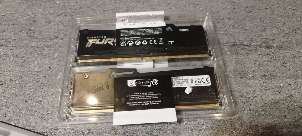 Pamięć RAM KINGSTON Fury Beast RGB 32GB (2x16GB) 6000MHz