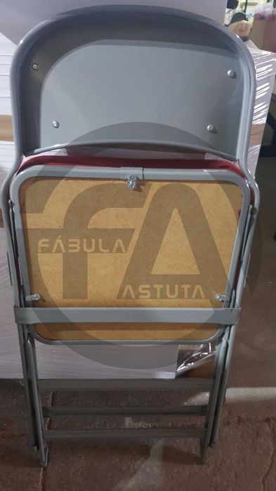 Cadeira dobrável portátil para eventos