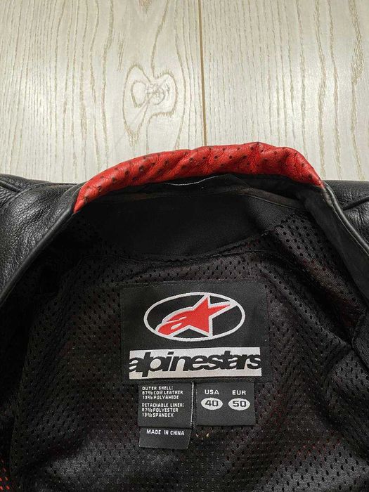 чоловічий професійний шкіряний мото костюм AlpineStars
розмір 50 (M)
