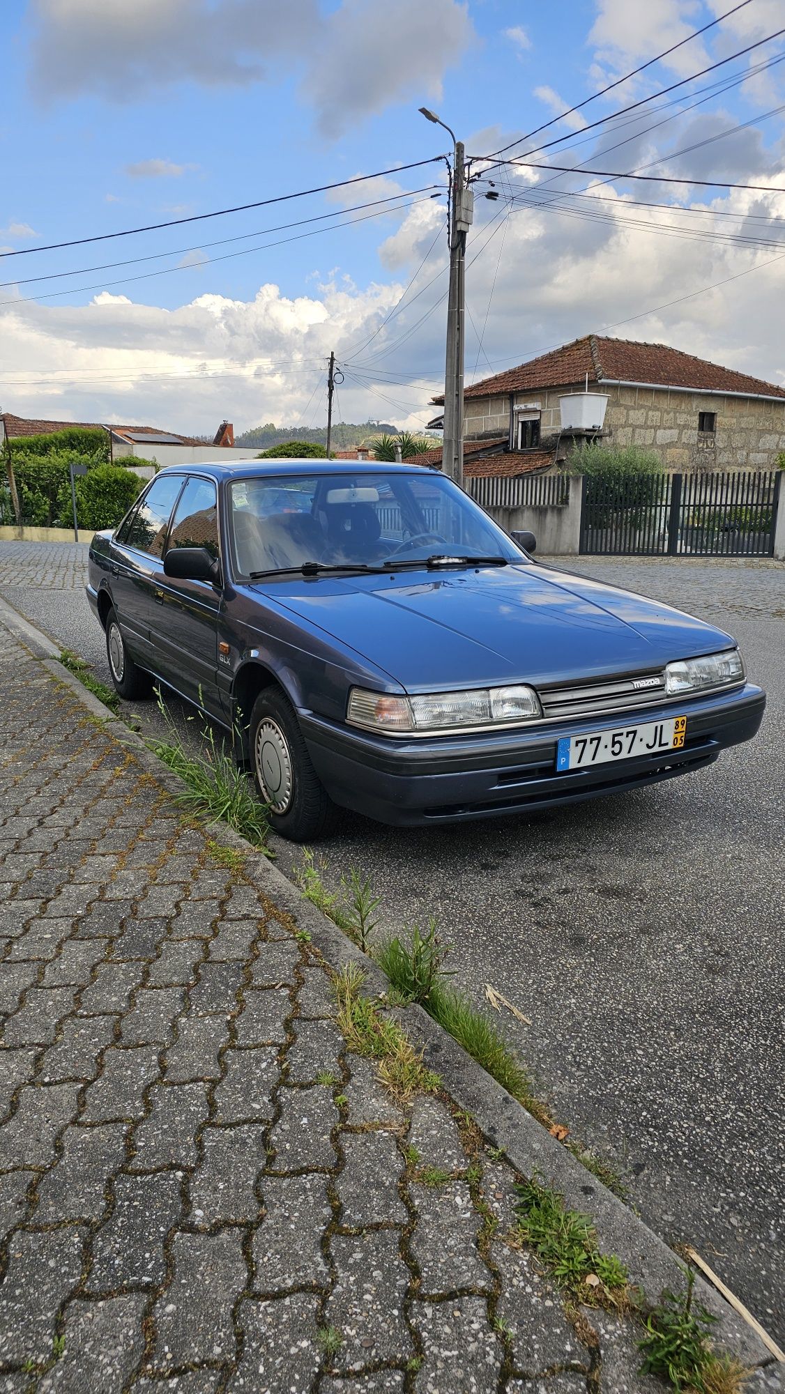 Mazda 626 *Como Novo*