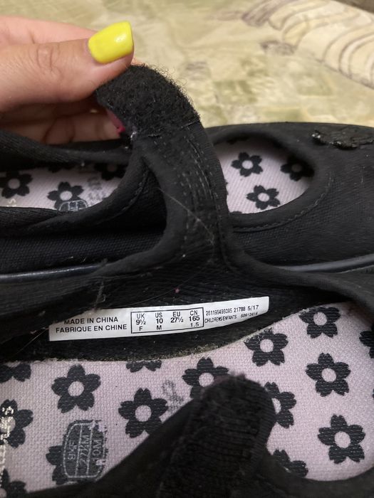 Черные туфли , мокасины для школы для девочки Clarks