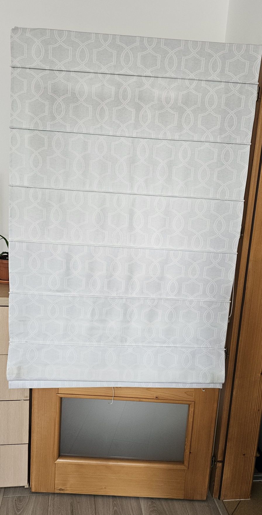 Roleta rzymska o szer. 96 cm.