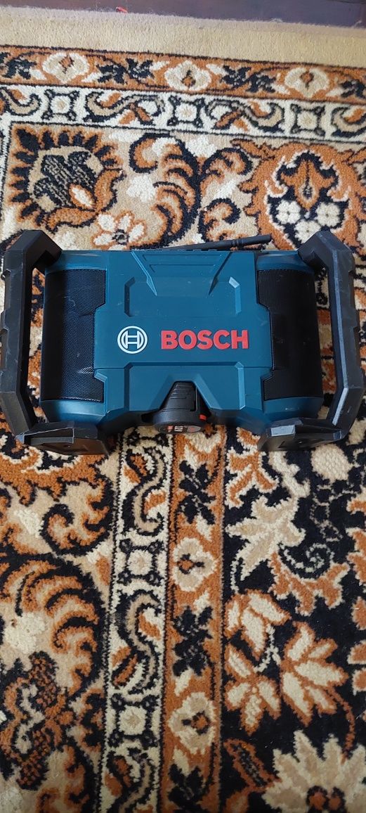 Radio Bosch        .