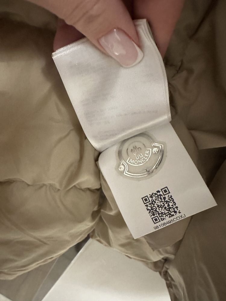 Kurtka zimowa moncler oryginalna