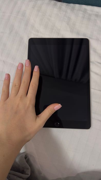 Apple iPad 9 (2021, 64 GB, Wi-Fi)