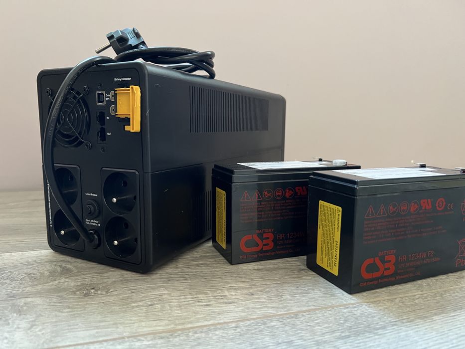 ДБЖ APC Back-UPS 900W/1600VA (нові покращені акумулятори на гарантії)