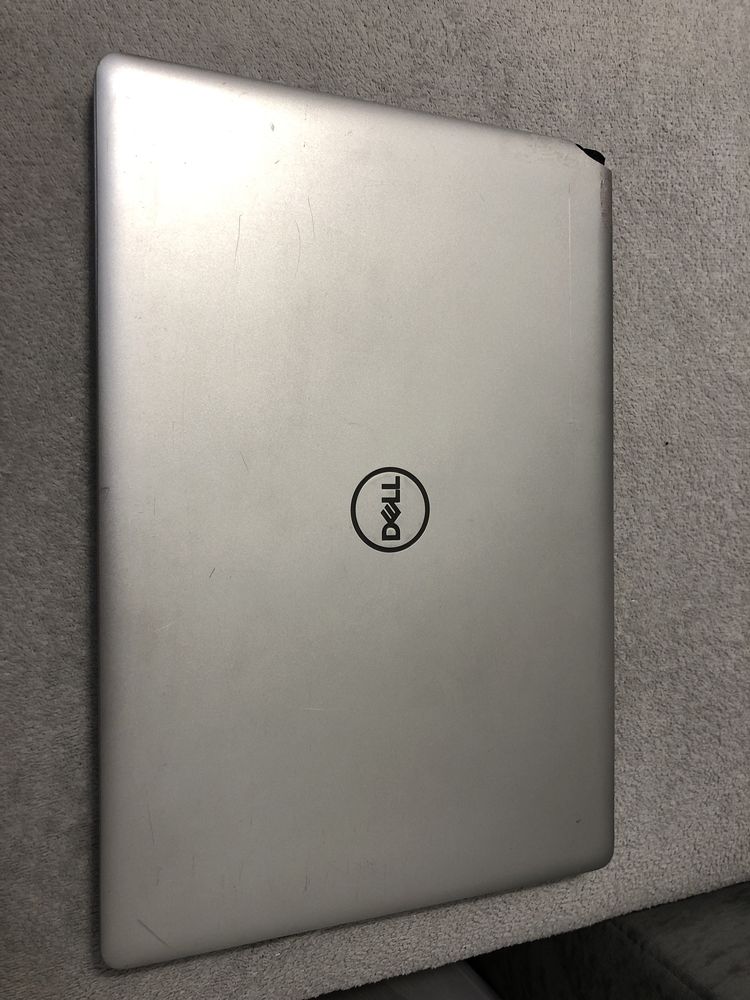 Dell Inspiron 5570 i5 8th