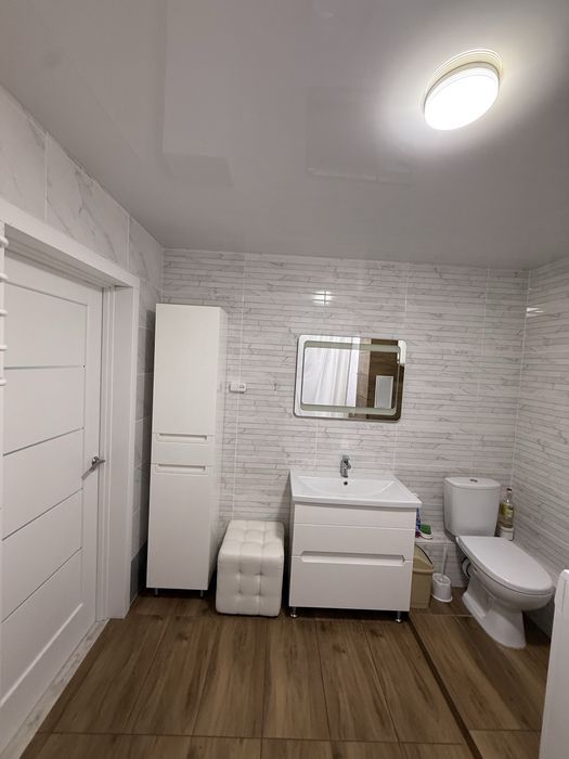 Продам 2-комн.квартиру с ремонтом /Левый Берег