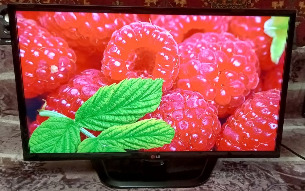 LED Телевизор 37" LG-37LN541U