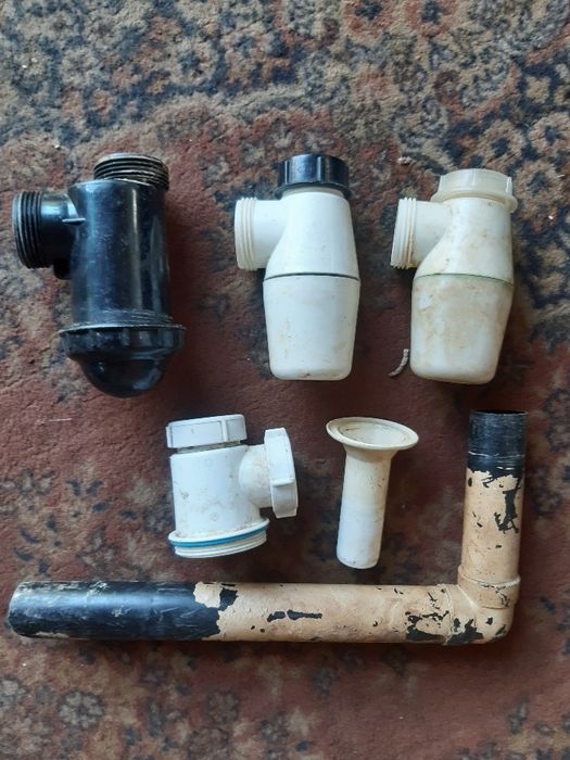 сифон для мойки, з/части выпуски, гайки и др.