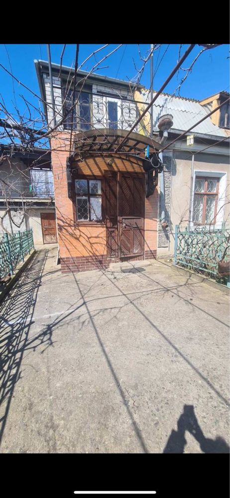 Продам Дом Золотой треугольник р- н Молодая Гвардия