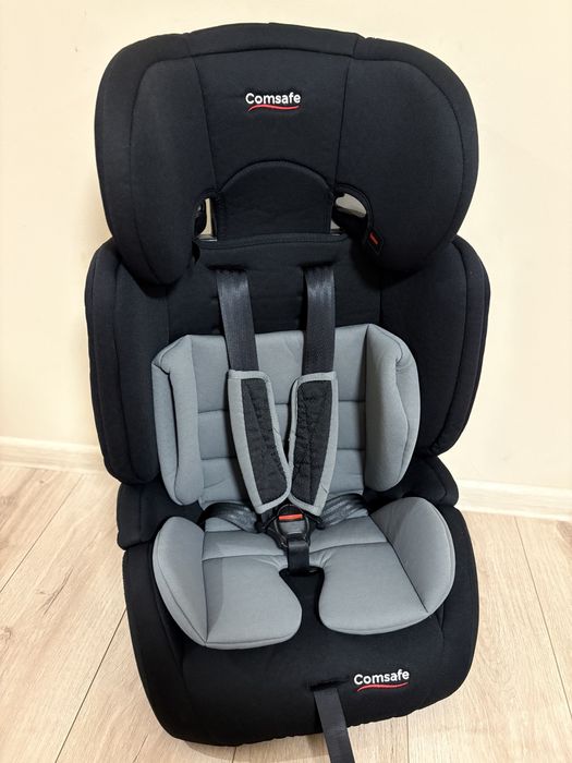 Автокрісло від 9 до 36 кг в ілеальному стані
