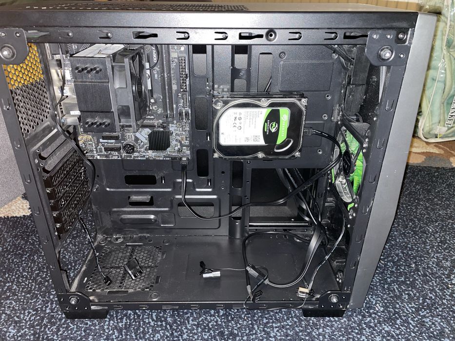 PC obudowa + procesor I5 9400 + płyta główna + chłodzenie + dysk 1TB