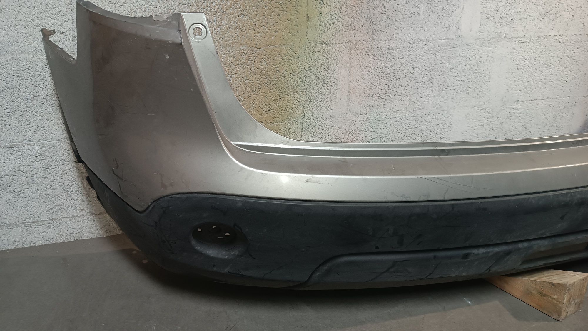 Vendo parachoque de trás Nissan Qashqai ano 2007/10