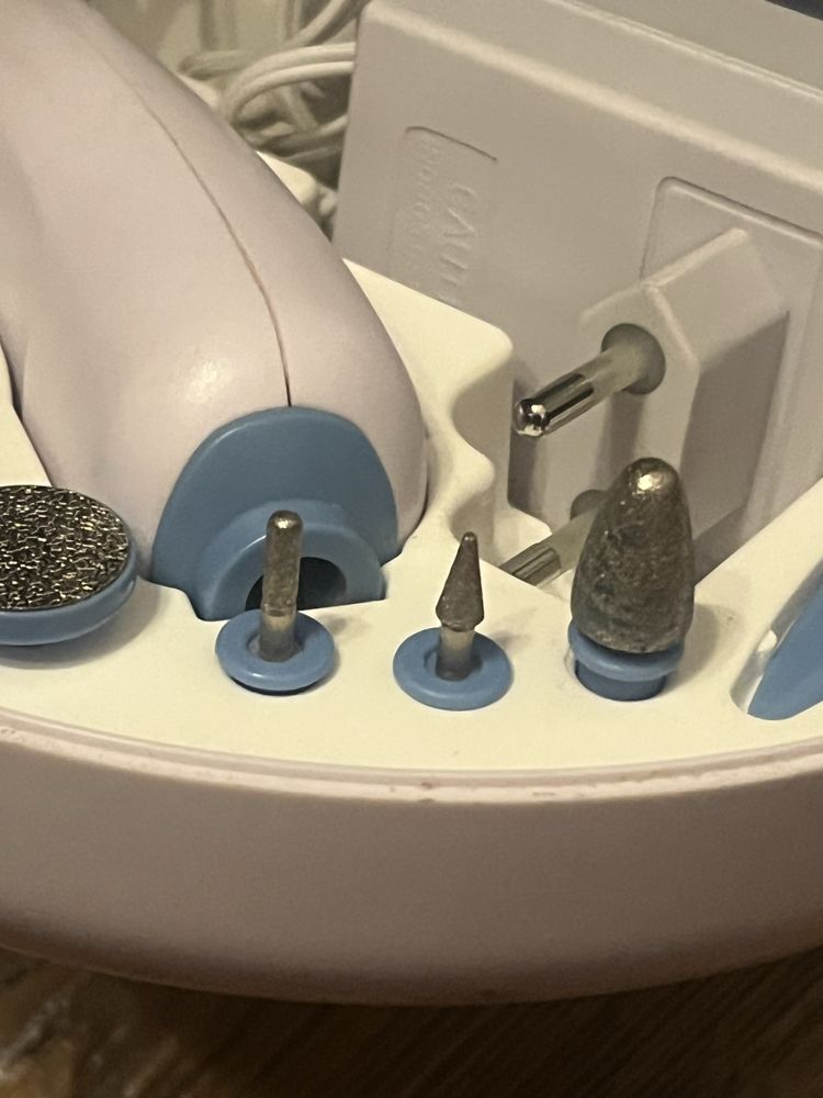 Conjunto de manicure\pedicure eletronico
