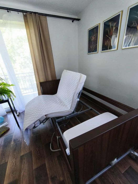 Łózko ortopedyczne rehabilitacyjne obrotowe