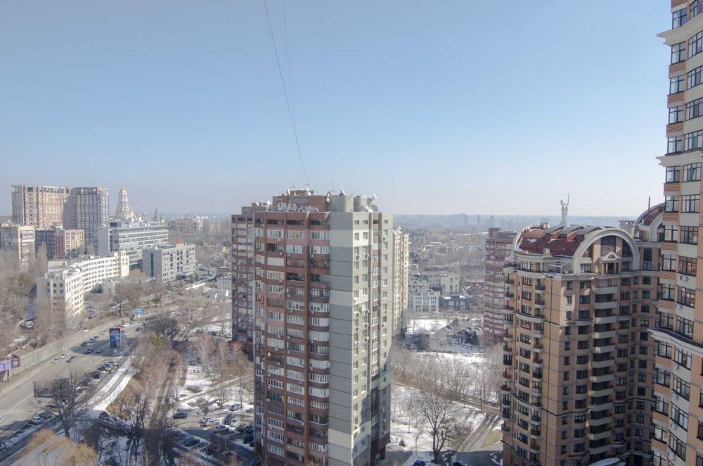 Без %. Здам в оренду дизайнерську 3-кімнатну квартиру на Печерську