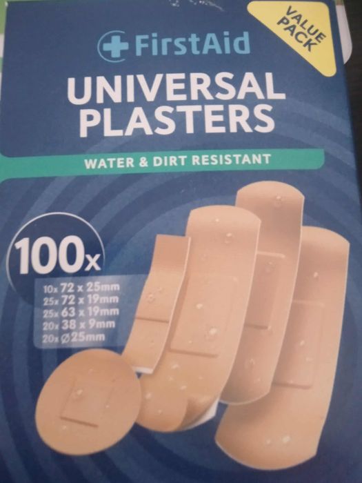 Plasterki apteczne opakowanieb otwarte  30 sztuk