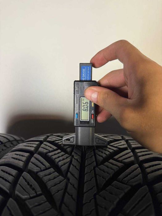 ТОП! 245/45/18 R18 GoodYear UltraGrip 8 Performance 4шт 8м НЕ RunFlat!