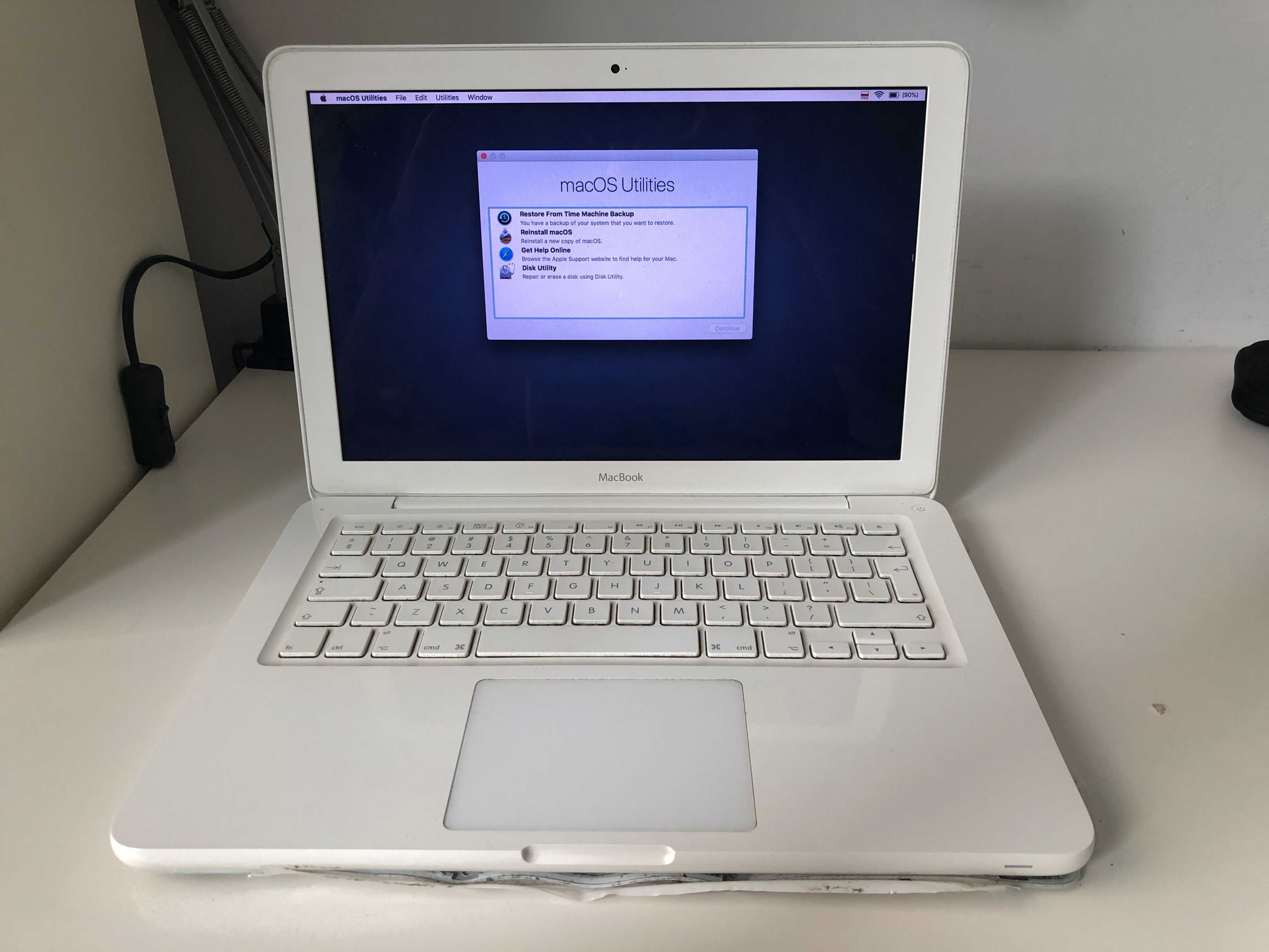 Macbook 13" (mid 2010) 2,4GHZ, 8GB RAM, SSD 250GB