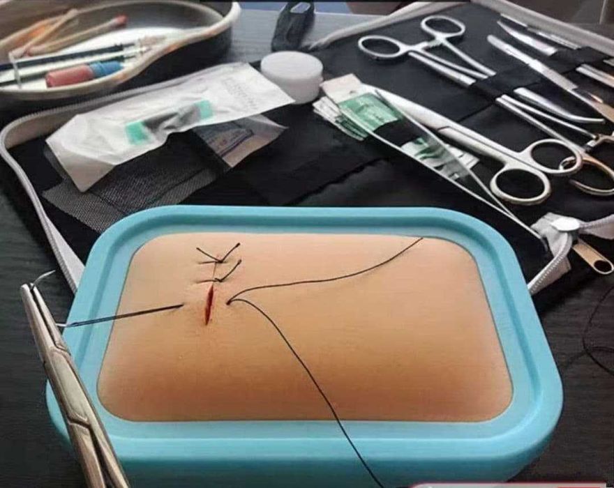 Навчальний хірургічний набір 3-в-1