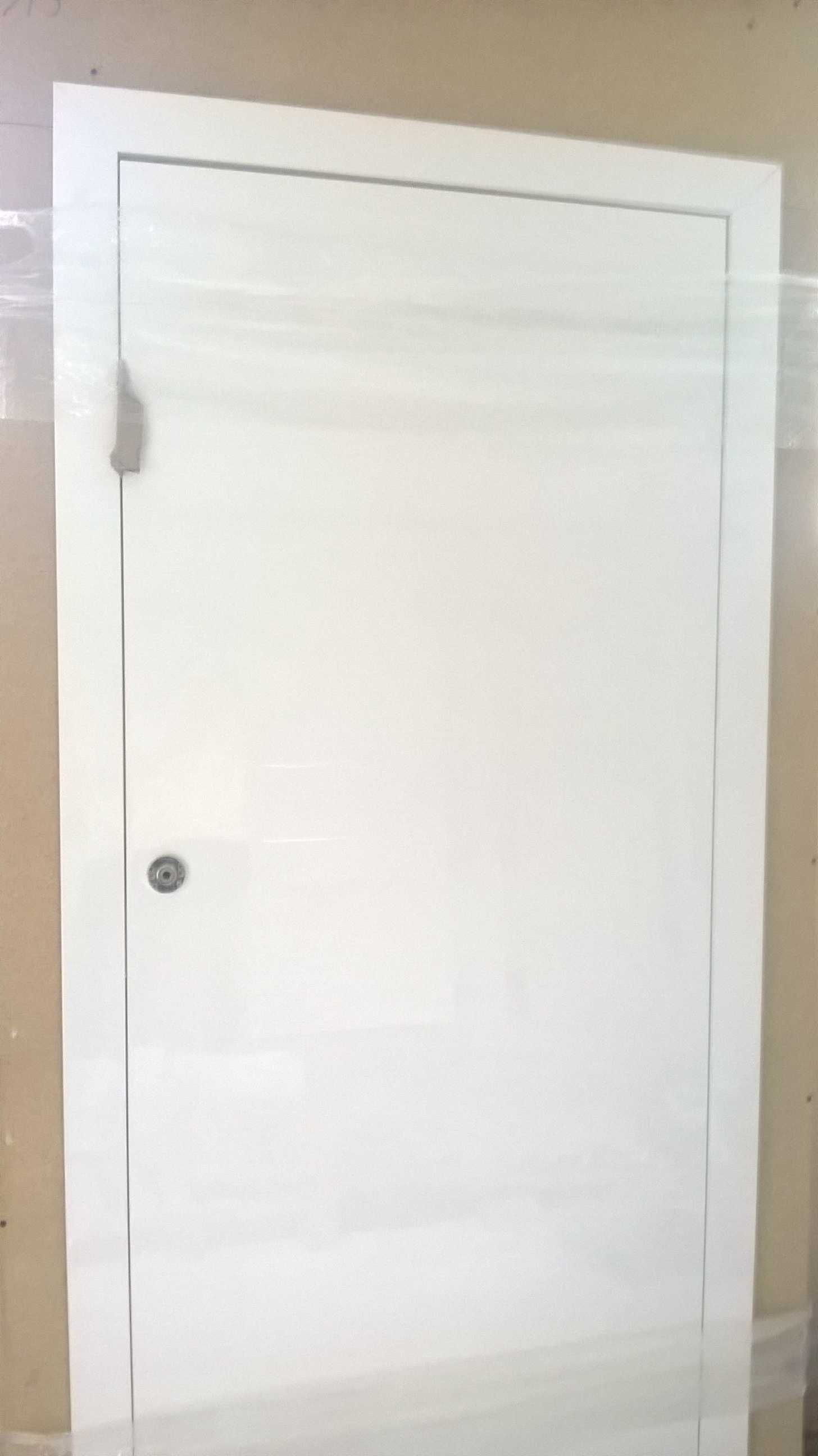 Drzwi dre bezprzylgowe laminowane połyskowe kompletne z futryną
