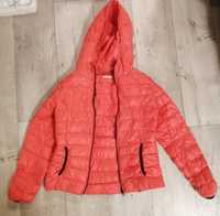 помаранчева куртка