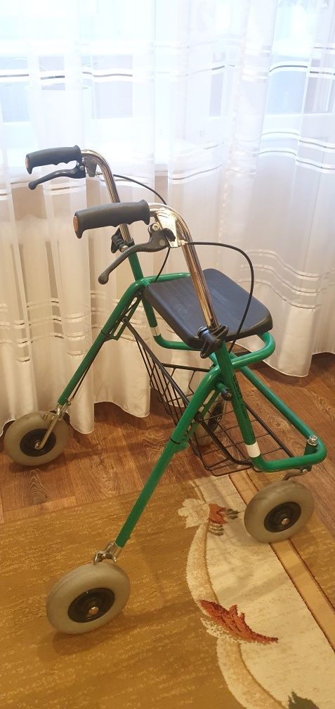 Ролатор ходунки для інвалідів