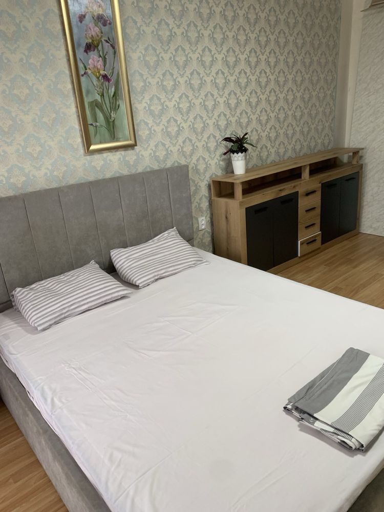 1 к. Квартира подобово Пр.Хіміків, Палац спорту.