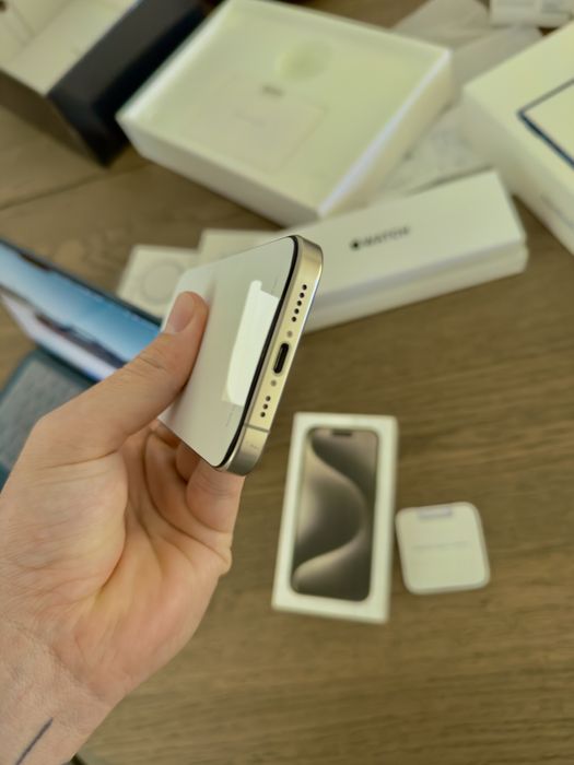 iPhone 15 PRO 256GB