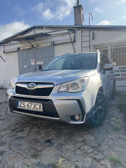 Subaru Forester XT Platinum 2.0t 241km Salon Polska