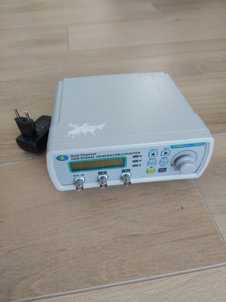 Dual Channel DDS Signal Generator