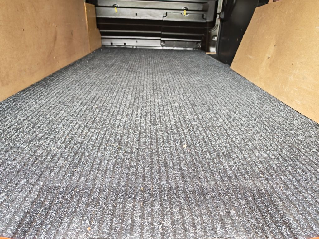 Vivaro C- Bardzo mały przebieg
