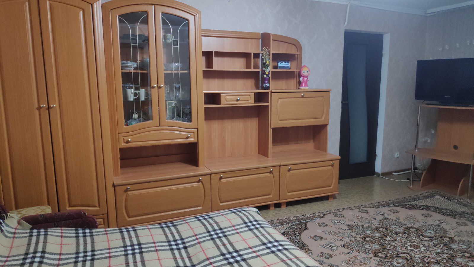 Без посередників.Здам 2-кімнатну квартиру з ремонтом в центрі міста.