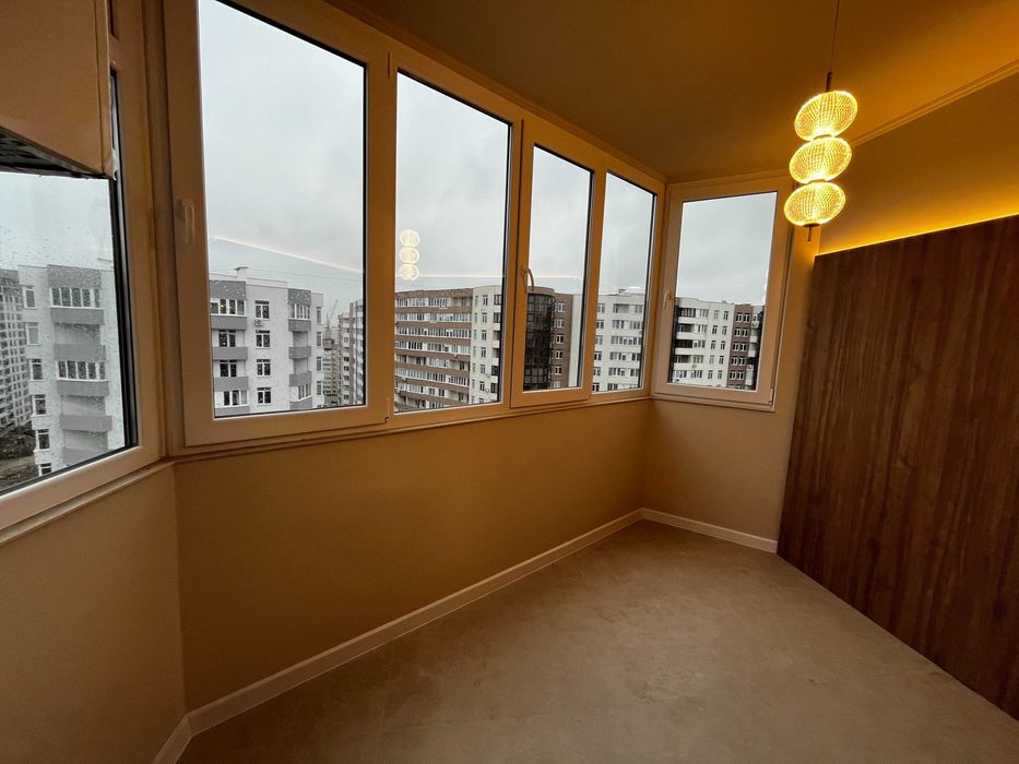 Продам 2 кімнатну квартиру з новеньким ремонтом