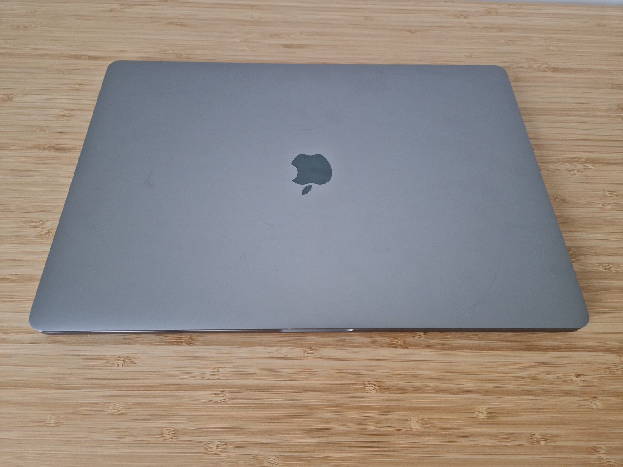 Mac Book Pro 16" i7 2019