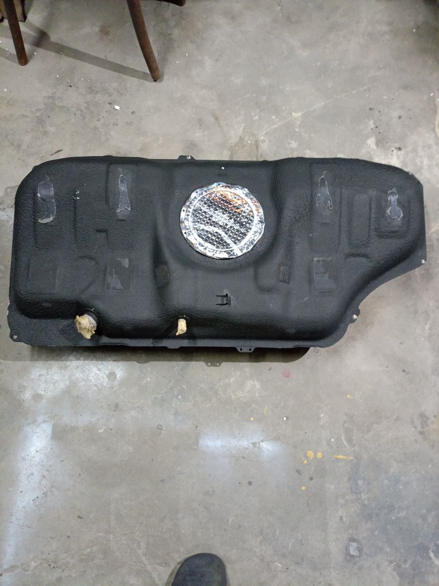Топливный бак Hyundai Elantra