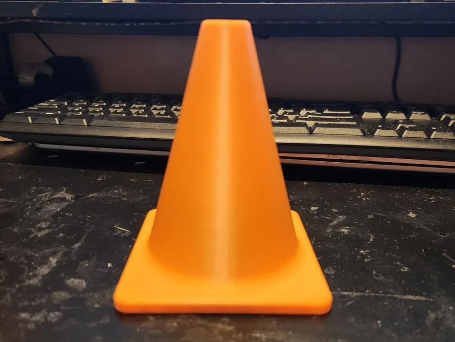 Cone de Trânsito para Sinalização ou Brinquedos