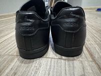 Кеди adidas чорні жіночі кросівки
