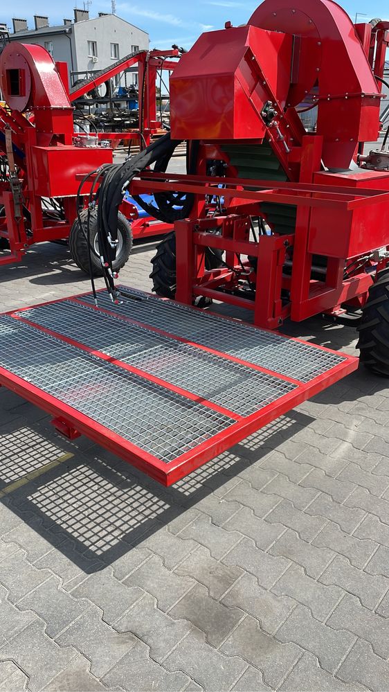 Otrząsarka kombajn Cherry do wiśni,śliw  jabłoni itp