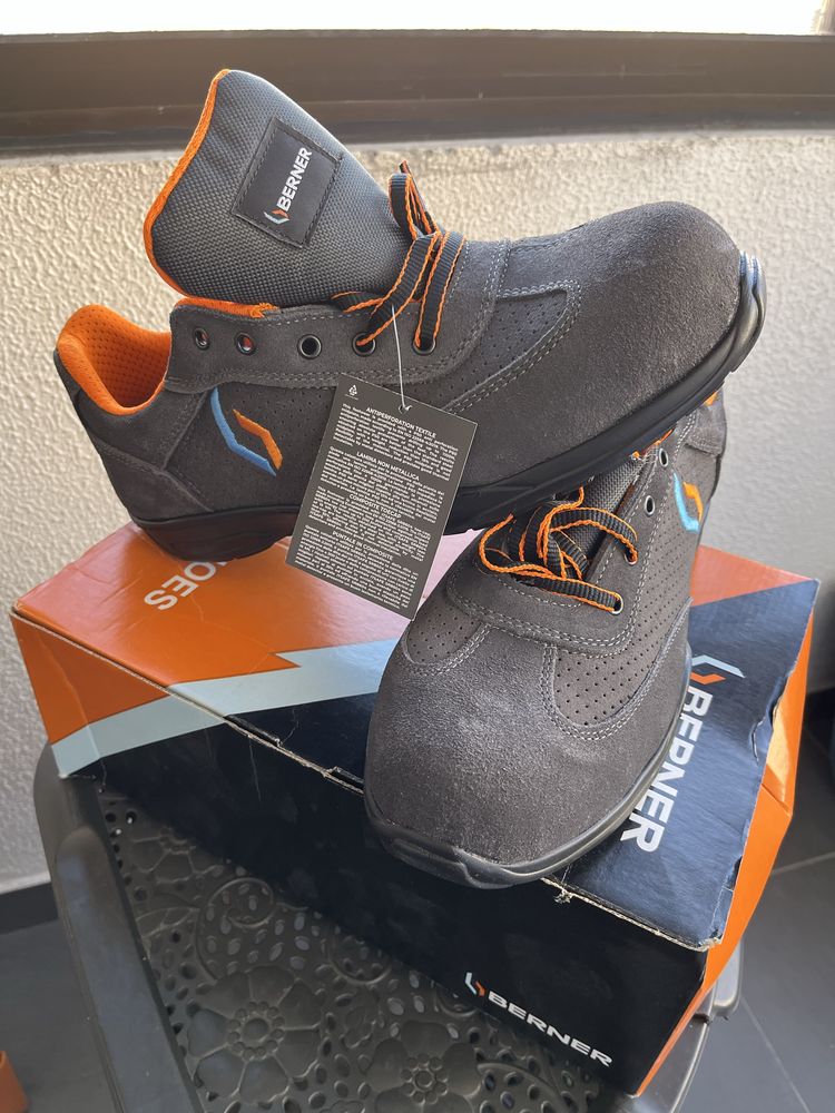 Sapatos trabalho berner novos
