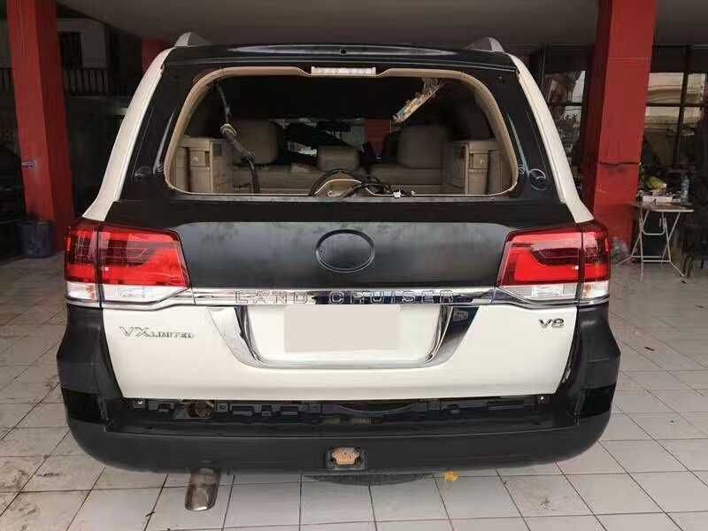 Обвес рест Toyota Land Cruiser 200 в 2016+ крузер бампер фара