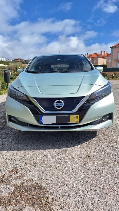 Carro Nissan Leaf Elétrico