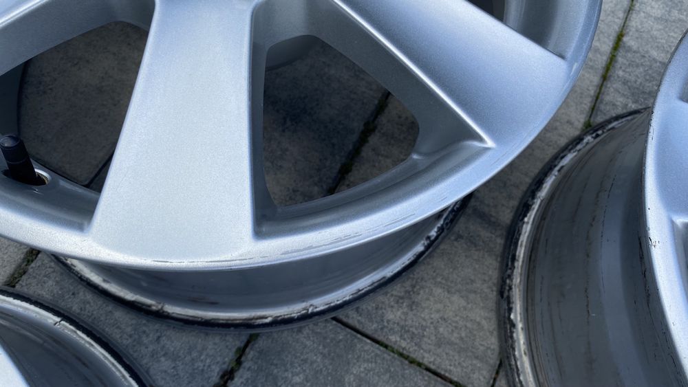 Felgi aluminiowe Borbet do Citroen C4 4x108 16 cali C3 Peugeot