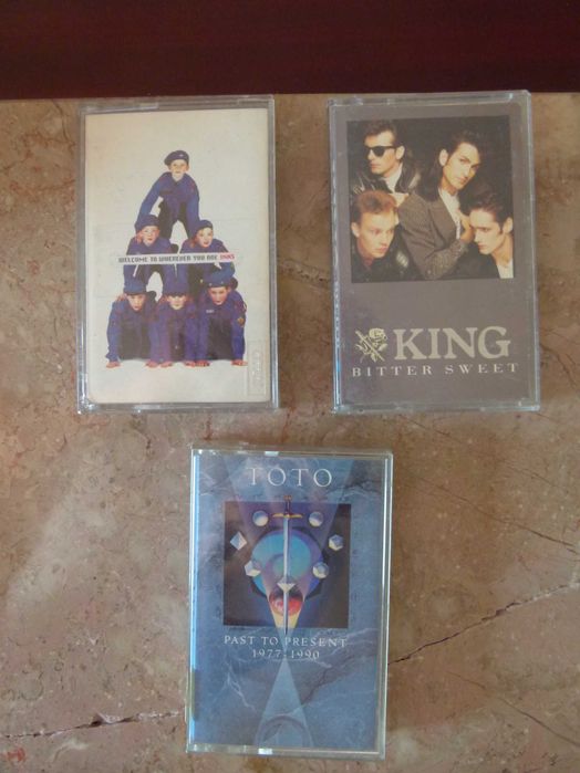 K7 cassetes Simple Minds, OMD, Europe, INXS, Toto  etc.