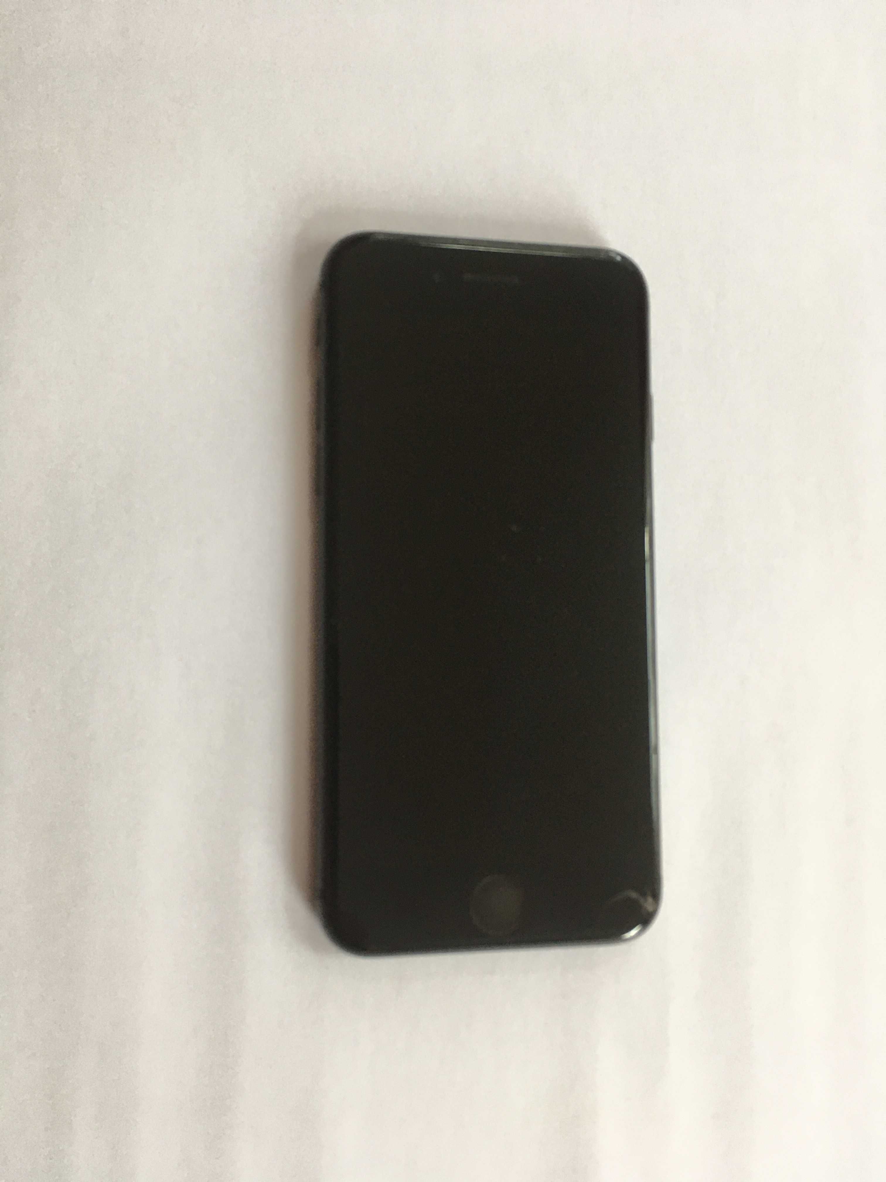 Telefon iPhone 8  sprawny - wszystko działa, smartfon komórkowy