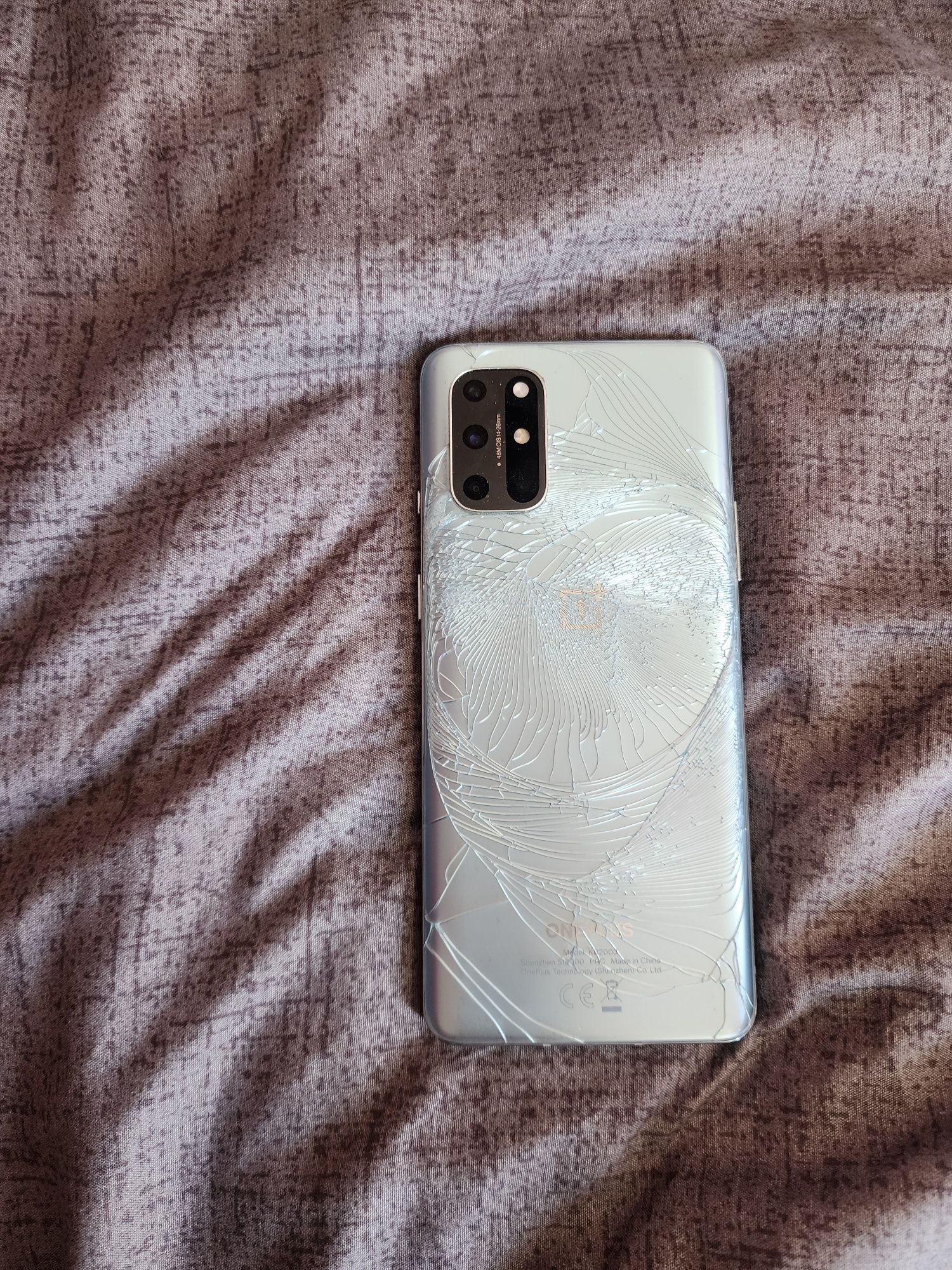 One plus 8t 8/256