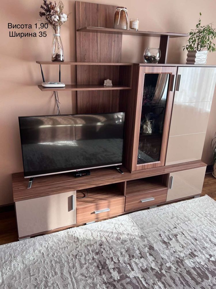меблі у вітальню в доброму стані за деталями вайбер +380973548015